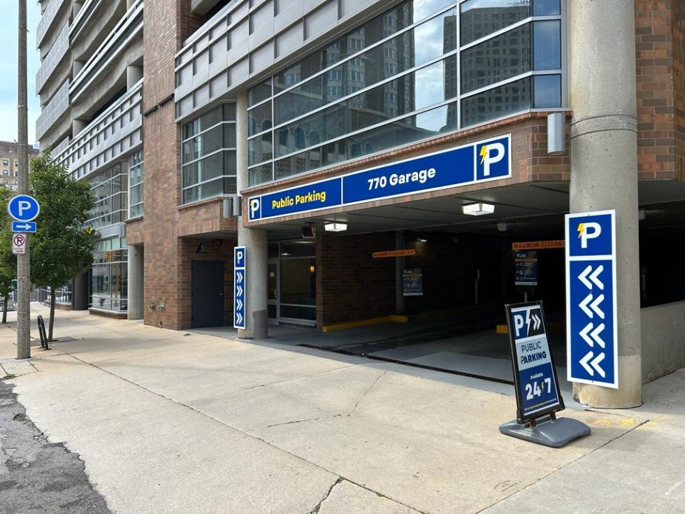 770 Garage - Power Parking