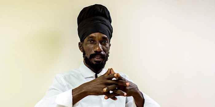 FYAH REGGAE OFFICIAL