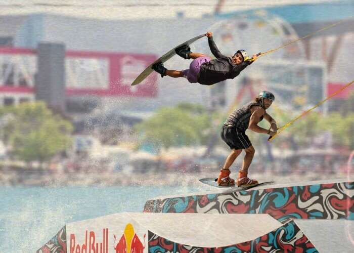 Red Bull Wake the City Debuts U.S. Doubles Wakeboarding in Milwaukee