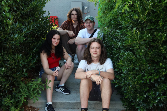 Live Music: Taylor Sharp and the Sharpies w/ Sam Underwood and Breakaway