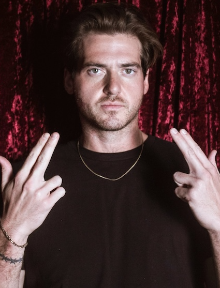 Room 861 at Goodnights: Dylan Carlino