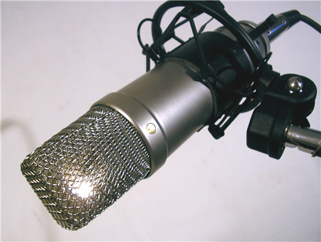 Open Mic w/ Max Niemann