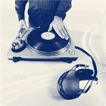 Late nights at Neptunes!