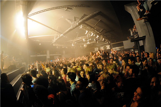 Philm presents: Seven Teller – Red Hat Amphitheater Afterparty [Late Show!]