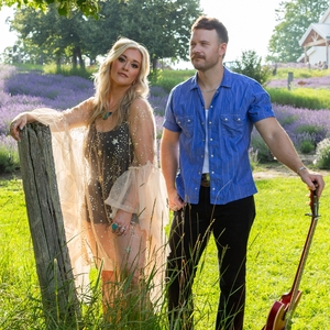 Dolly Parton’s Threads: My Songs in Symphony